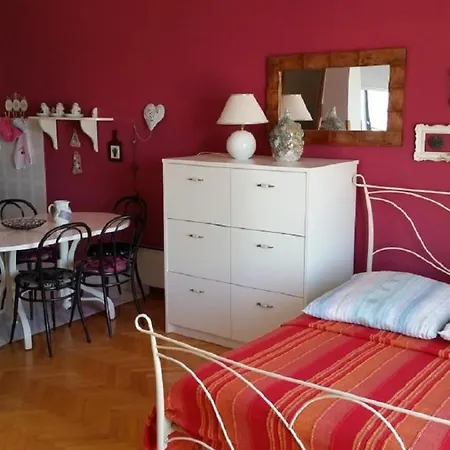 Drazena Podgora (Split-Dalmatia)
